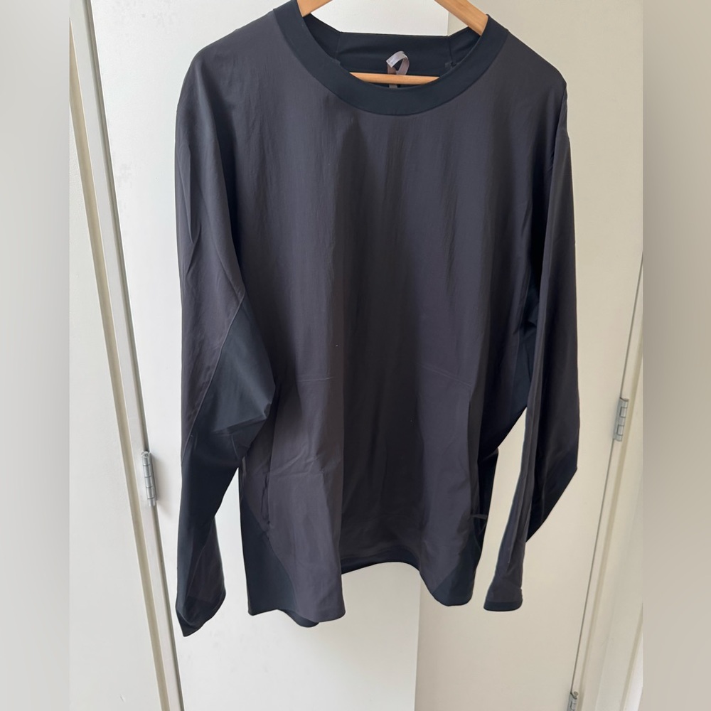 Arc’teryx Veilance Fermat XL long-sleeved overshirt